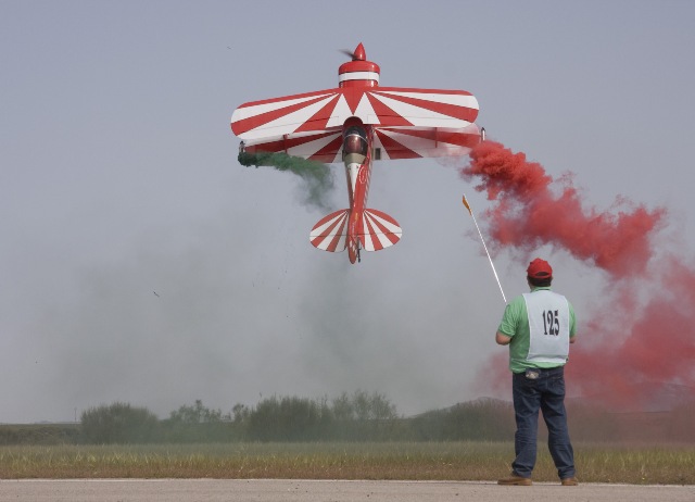 Download EUG001360 (640Wx462H)